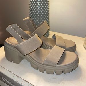 madden girl sandals